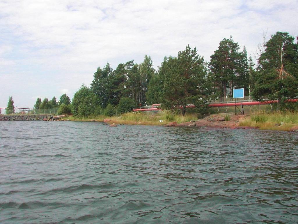 Kruunuvuorenrannan luontoselvitys Koirasaaren ja Huttuvadin välistä rantaa osa-alueen länsiosasta. 4.3.2. Merkittävät luontokohteet Alueella ei ole merkittäviä luontokohteita.