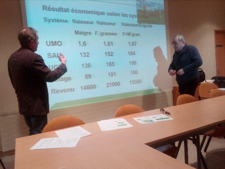 Kuva 6. Yves Durand, Maison Charolaiskeskuksen johtaja kertoi, että tuottajien tulot eivät ole kannattavia Keskiviikkona 18
