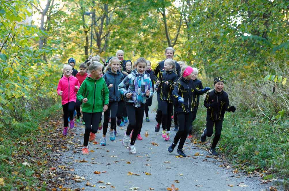 NUORTEN JA AIKUISTEN OHJAAJILLE Kestävyyskunto ja lihashuolto (3 t) torstai 18