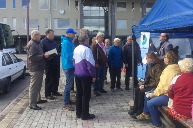 Soitinkarusellissa eskariikäisille, Erityismuskarissa kehitysvammaisille ja Kissankellon musiikissa vanhuksille.
