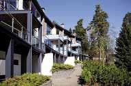 Oma pyyhe mukaan! Pyyhkeitä myös lainattavissa Krapilta 5 e/ kpl. Saunalla paikalla henkilökuntaa, myynnissä juomia ja makkaraa.