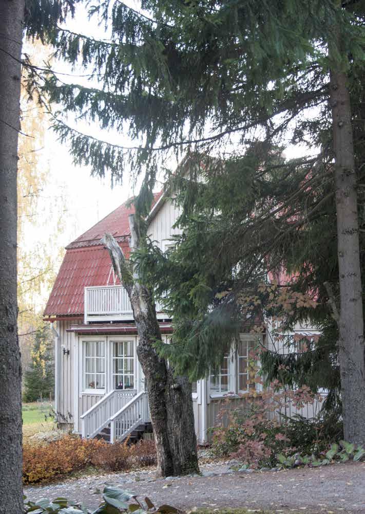 117A Kaunisrannan itäinen lasikuisti. 116_J_kaunisranta_IMG_5725.