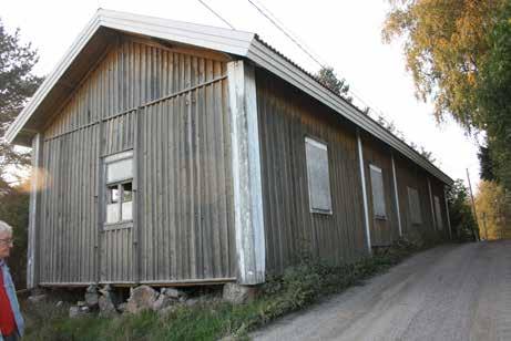 Nykyinen päärakennus on rakennettu viime sotien jälkeen.