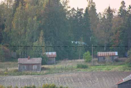 42 Jussilaa kohtasi isojaon järjestelyt vuonna 1908 43, mutta jo ennen tätä oli Jussilana tunnettu tila siirtynyt Mäki-Juulan mäelle, koska viisihuoneinen pitkänurkkainen hirsirakenteinen
