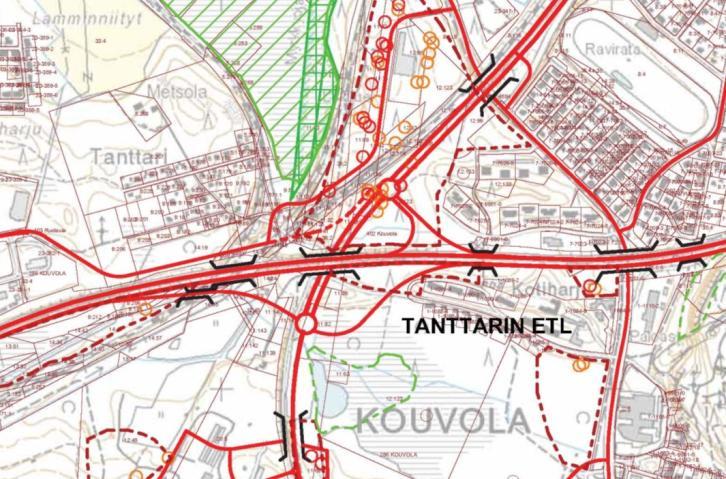 Valtatielle 6 siirtyy Tanttarin ja Puhjon välille paljon paikallista liikennettä, joka huonontaa valtatieliikenteen sujuvuutta ja turvallisuutta.