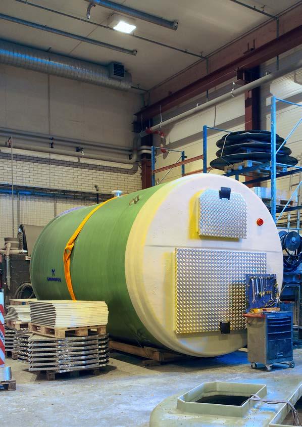 RÄÄTÄLÖIDYT PUMPPAAMOT GRUNDFOS PUMPPAAMOT OVAT SUOMALAISTA LAATUTYÖTÄ Grundfos valmistaa lasikuituisia jätevesipumppaamoita Joutsan tehtaalla, josta on hyvät kulkuyhteydet ympäri maata.