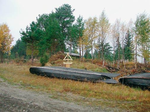 7 Hoitotoimenpiteiden toteuttaminen 7.1 Toteutetut hoitotyöt Kesällä 2006 toteutettiin Lapin ympäristökeskuksen toimesta maisemaraivauksia kylän alueella.