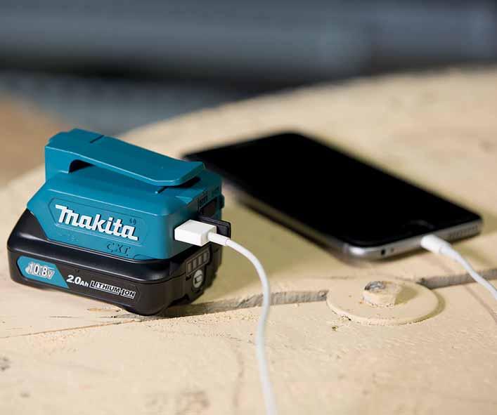 Jännite 18 V Li-ion akku 18V - Akun suojausjärjestelmä Akun tyyppi Li-ion DC lähtövirta 2x 5V / 2,1 A 102 x 72 x 43 mm Laserlaitteet EAN: 0088381806954 Akkuadapteri ADP06