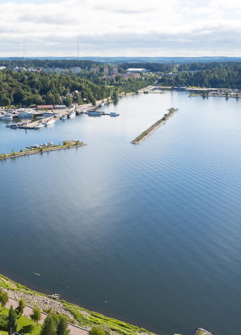 Suosittu, upea Ruoriniemi 3 Asunto Oy Lahden Silkkiuikku Jatkamme tyylikkäiden YIT Kotien rantaa Lahden komeimpiin näkymiin.