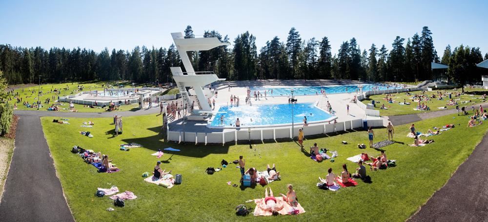 Kaupunginjohtajan tervehdys Hyvä Uintiväki Hyvinkään viettää tänä vuonna perustamisensa 100-vuotisjuhlavuotta. Eräs kaupunkimme vetovoimatekijöistä on Sveitsin monipuolinen virkistysalue.