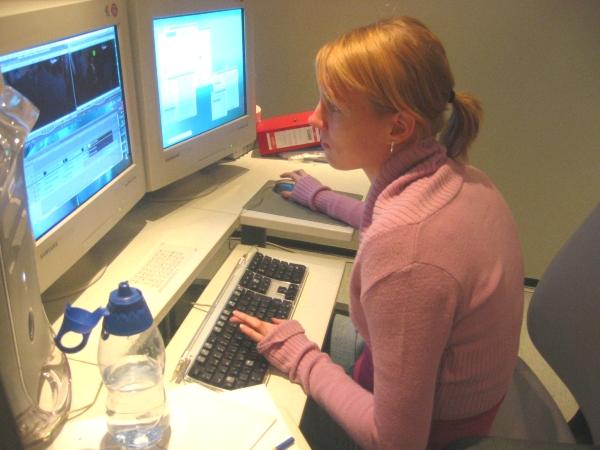 4 Elokuvan ensimmäinen raakaversio oli 31:10 minuuttia pitkä. Prosessin aikana leikkasin elokuvan läpi neljä kertaa jonka aikana pituudesta lähti noin kahdeksan minuuttia.