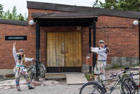 Vaikka oma laulutaitosi ei olisi mielestäsi paras mahdollinen, niin ei se mitään, sillä teekkari laulaa mieluummin kuin hyvin!