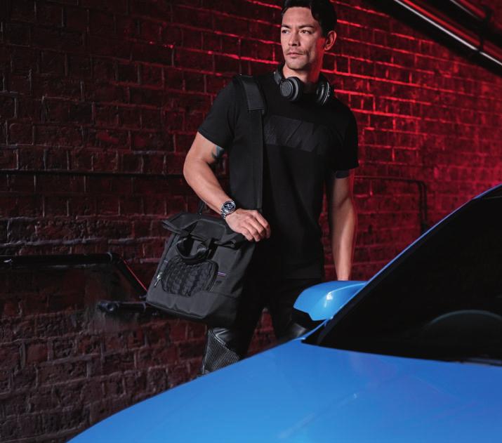 BMW LIFESTYLE BMW M COLLECTION VOIMA. KESKITTYNEENÄ. BMW M Lifestyle kuulokkeet. Bluetooth 4.0 Lifestyle kuulokkeet musiikin kuunteluun ja puheluihin.