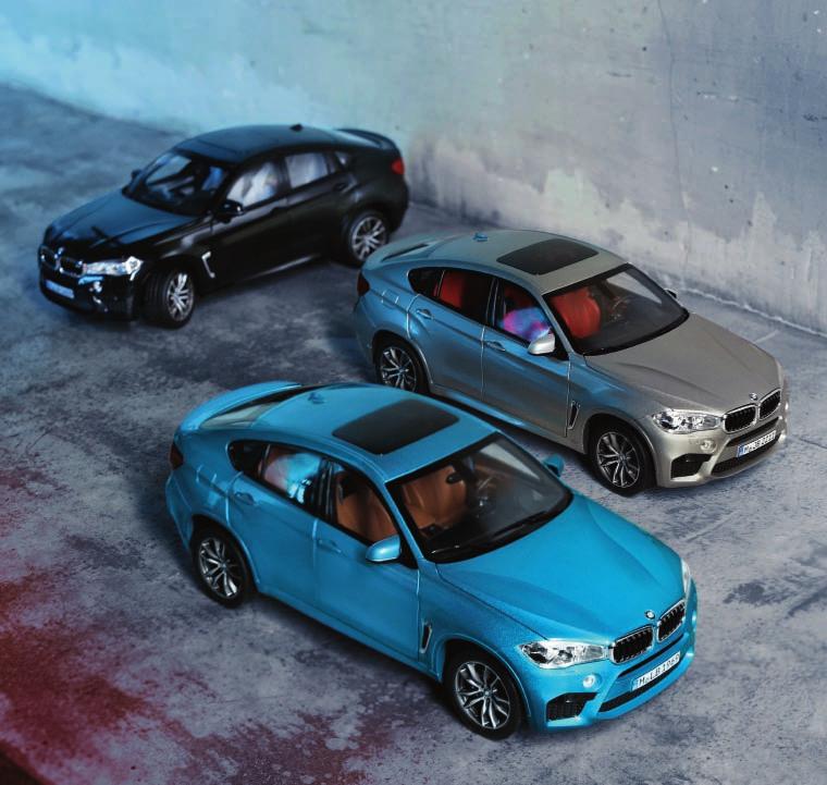 BMW LIFESTYLE BMW PIENOISMALLIT BMW M4 Coupé (F82). BMW M4 Coupé -pienoismalli, toimiva ohjauspyörä. Ovet, konepelti ja takaluukku ovat avattavia. Sisätilan lattiassa mattoa muistuttava pinta.