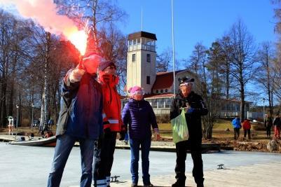 8 Taloustoimikunta Toimintavuoden 2016 aikana taloustoimikuntaan kuuluivat Timo Harju (pj), Pekka Jaakkola ja Timo Puukko.
