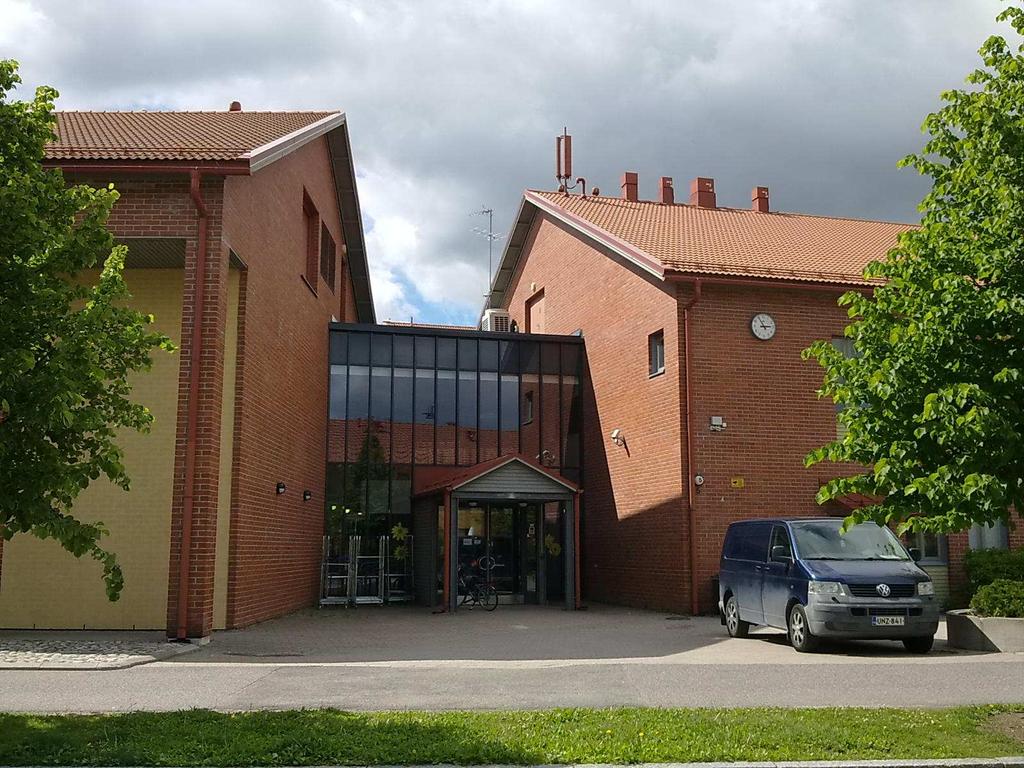Sivu 1/7 SISÄILMATUTKIMUS Kartanonkosken Koulu, Vantaa Tilkuntie 5, Vantaa Tutkimukset kohteessa, näytteenottopäivä oli 21.6.