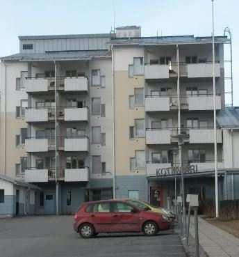 15 4.4 Kattorakenteet 1990-luvulle tultaessa loivat pulpetti- ja harjakatot (ks.