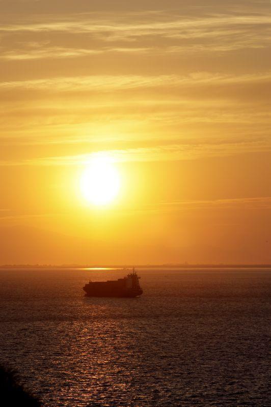 Brasilian offshore-markkinat aktiivisia Sopimus päämoottoreiden ja ohjauspotkurien toimittamisesta kuuteen uuteen syvän veden porausalukseen, jotka rakennetaan Brasiliassa Jokainen alus käyttää