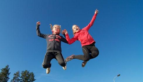 2017; liite 4). Subjektiivinen sosiaalinen asema näyttäisi olevan yhteydessä esimerkiksi välituntiaktiivisuuteen sekä osallistumiseen koulun aktiviteettien suunnitteluun.