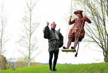 yllättäen ja edessäpäin näyttää olevan pitkä jono yksinäisiä päiviä ja öitä Ohjaus Veikko Saarinen. Liput 18 15. Tiedustelut 0400 434 226, www.mmteatteri.