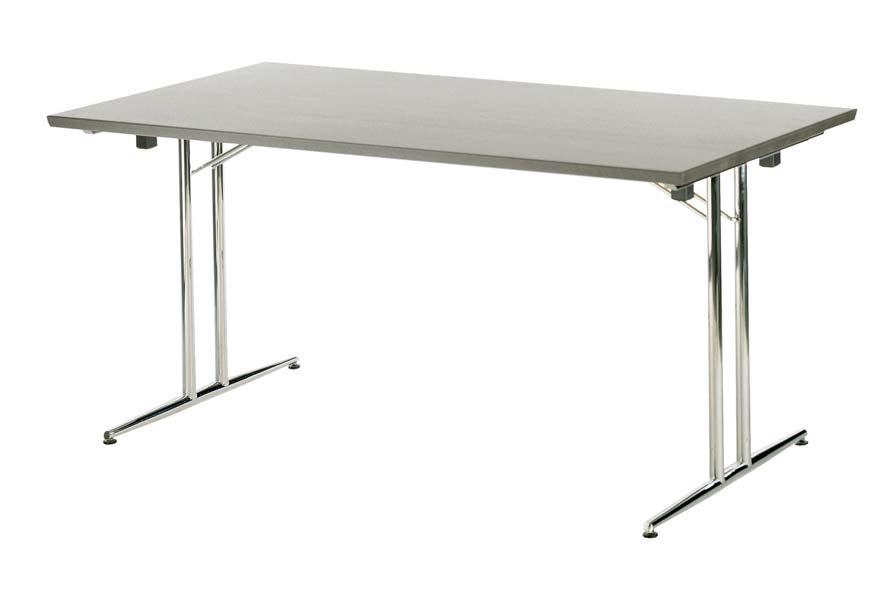 ARENA 700 ARENA 700 is a sturdy table with folding legs. This table is ideal for multipurpose environments that need constant readjustment.