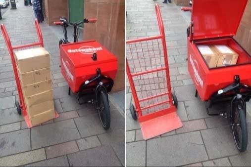 Jakelu/kalusto omassa käytössä Outspoken! Delivery (Iso-Britannia) Briteissä toimiva pyöräkuljetusyritys Outspoken!