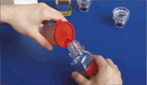 5. Näytteen jakaminen A- ja B- pulloihin Jaa näytteesi testaajan antamien ohjeiden mukaan: B-pulloon (sininen etiketti) vähintään 30 ml