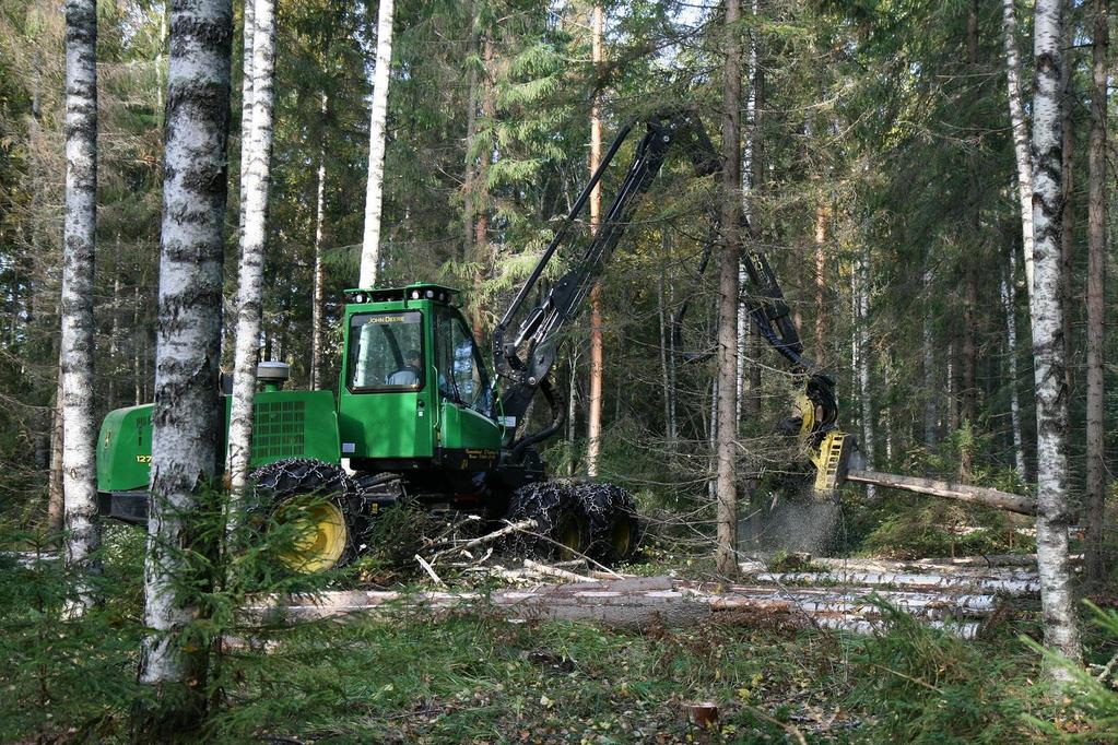 TUTKIMUKSISTA TUKEA KESKUSTELUUN Metsätaloutta ja puunhankintaa kaavoituksen ehdoilla?