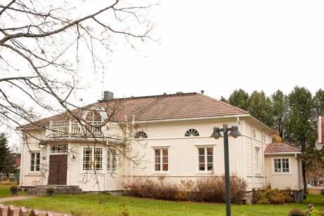 1860-luvulla rakennettu hirsinavetta ja riihi ovat purettu 1960-luvun jälkeen Keravalle rakennetun Kulloontien järjestelyiden takia. Klaavon ja Klaavolan pihapiiri on rajattu sk-merkinnällä.