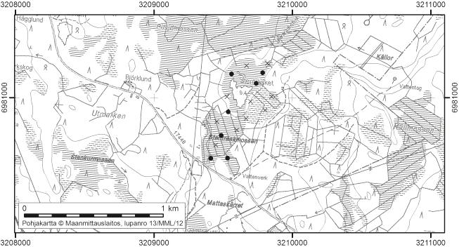 Korsnäsissä tutkitut suot ja niiden turvevarat 16. Stenträskmossen Stenträskmossen (kl. 1242 05, x=6980,8, y=3209,6) sijaitsee noin 8 km Korsnäsin keskustasta koilliseen.