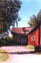 6. Näkymä pihapiiriin
