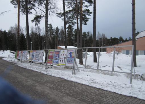 jalakäytävän reuna 205.