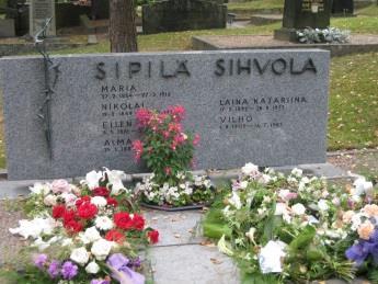 Hän alkoi julkaista myös seurakuntalehteä sekä toimitti seurakunnan 300- vuotisjuhlakirjan.