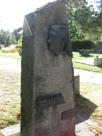 11 Anna ja Teuvo Kaitila Anna 12.7.1876 Teuvo 30.8.1873 17.11.1959 7.3.1937 Os. Forsgren. Oli syntyisin Korpilahdelta, mutta Orimattilasta tuli hänen kotipitäjänsä vuosisadan vaihteessa.