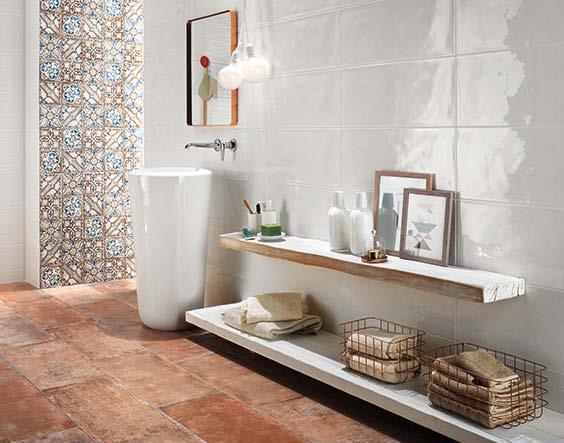 Bianco Strutturato Verve Beige SL Beige Strutturato SL Mosaico Chevron Beige SL Silk Beige SL Mosaico Spaccatella 2,15x2,15 Beige SL Mosaico 2,5x2,5 Beige SL Silk Carta da Zucchero Cenere SL Cenere