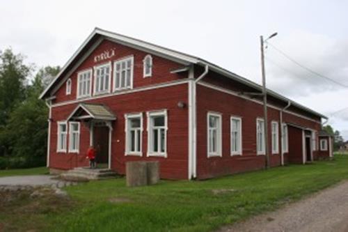 syytinkiläisrakennus ja alun perin luttityyppinen, mutta muutettu jo vuosisadan alussa.