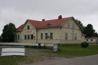 ja Trontilanmäki. Tällä alueella sijaitsee vanhaa säilynyttä pientupa-asutusta.