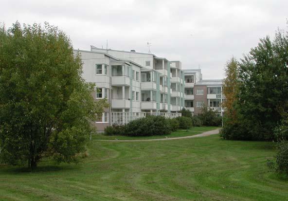 52 Pukinmäen peruspiiri BOCKSBACKA var en av de äldsta byarna i Helsinge socken. De första höghusen byggdes där på 196- talet, men i huvudsak har området bebyggts under 197-8-talet.