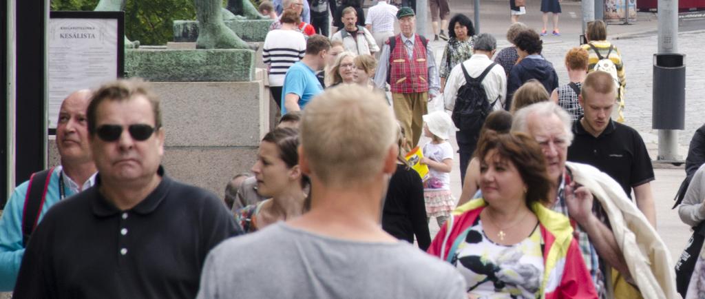 46 Tampereen kaupungin tilastollinen vuosikirja 2014 2015 Väestönmuutokset Väestönmuutokset Population Changes Taulukot 4.1 Luonnollinen väestönlisäys ja muuttoliike... 48 4.