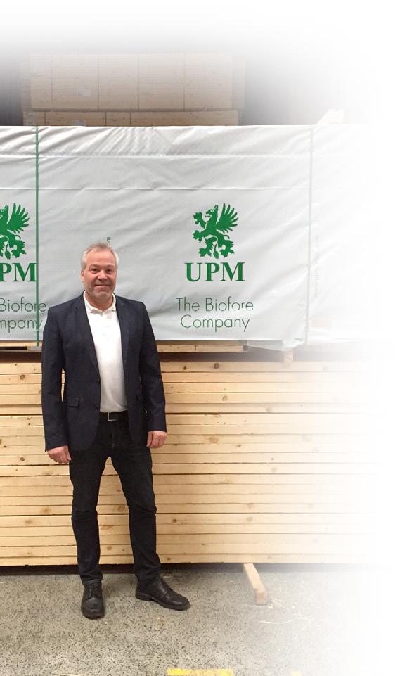 Ikkunavalmistaja arvostaa laatua, toimitusvarmuutta ja vastuullisuutta kumppanivalinnoissaan UPM TIMBERIN MYYNTITIIMI FINN NIELSEN TANSKASTA Tutustu asiakkaaseemme VTI Vinderup Træindustri A/S