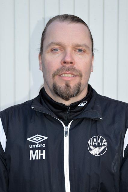 10 nopeaa taustoille: Marko Hopia FC Haka juniorit esittelevät yhden pelaajan ja yhden taustahenkilön viikoittain Uutiskirjeen 10 nopeaa -sarjassa.