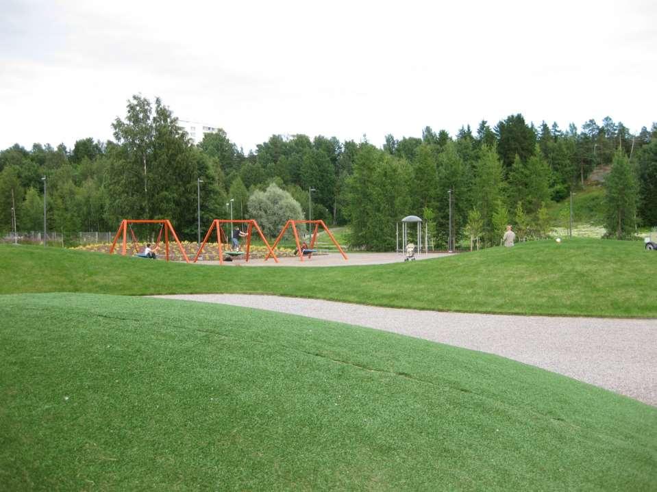 Etualalla hiekkatekonurmi, taaempi