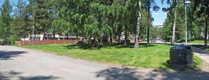 kääntöpaikalle harakanvarvasmaisesti kolmeen kohtaan haarautuen.