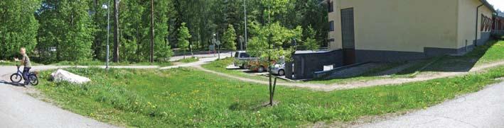 Uutta puusukupolvea on kasvamassa. Kontulankaaren ja Uittamontien kulmaan jäävässä päädyssä metsän sisältä tulevan reitin ympäristöstä valaisin jää piiloon.