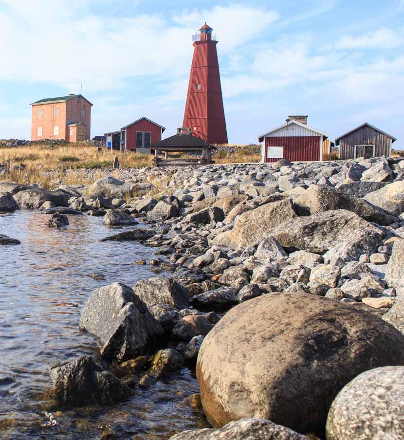 aukioloajat Kesän aukioloajat Virastotalo Virastotalo on kiinni 10. 28.7. Kunnan puhelinvaihde 327 7111 ja terveyskeskuksen puhelinvaihde 327 7411 palvelevat normaalisti koko kesän.