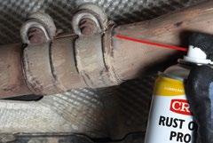 voidaan käyttää myös ennakkoon huoltojen yhteydessä pitäämään pultit kunnossa 32731 Aerosol 500 ml 32781