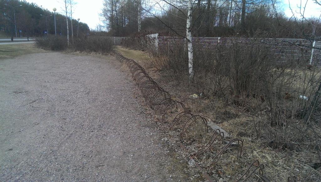 Kuva 27 Ruostuneita rengastelineitä Peltosaaren
