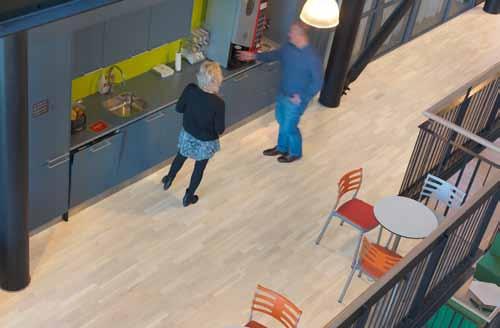 Tarkettin puulattioita asennetaan päivittäin hotelleihin, toimistoihin, myymälöihin, ravintoloihin ja muihin vaativiin tiloihin ympäri maailman.