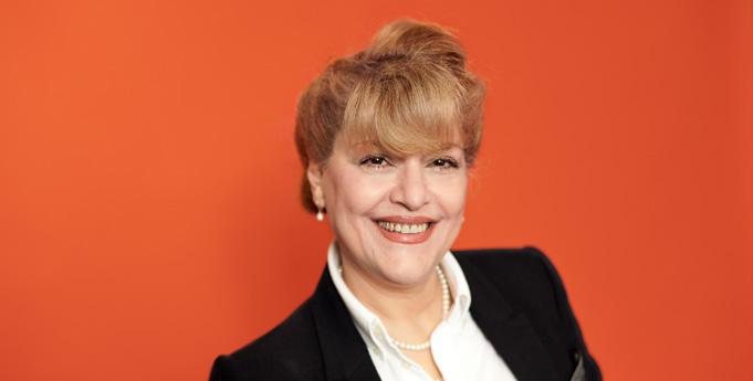 Selvitys hallinto- ja ohjausjärjestelmästä Hallitus Konsernin johtoryhmä Group Management Minoo Akhtarzand Heinz-Werner Binzel s.