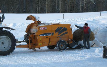 nen, sillä eläinten oikea ryhmittely pöydän ympärille vaatii tarkkaa suunnittelua. (Karttunen 2003, hakupäivä 22.10.2011.